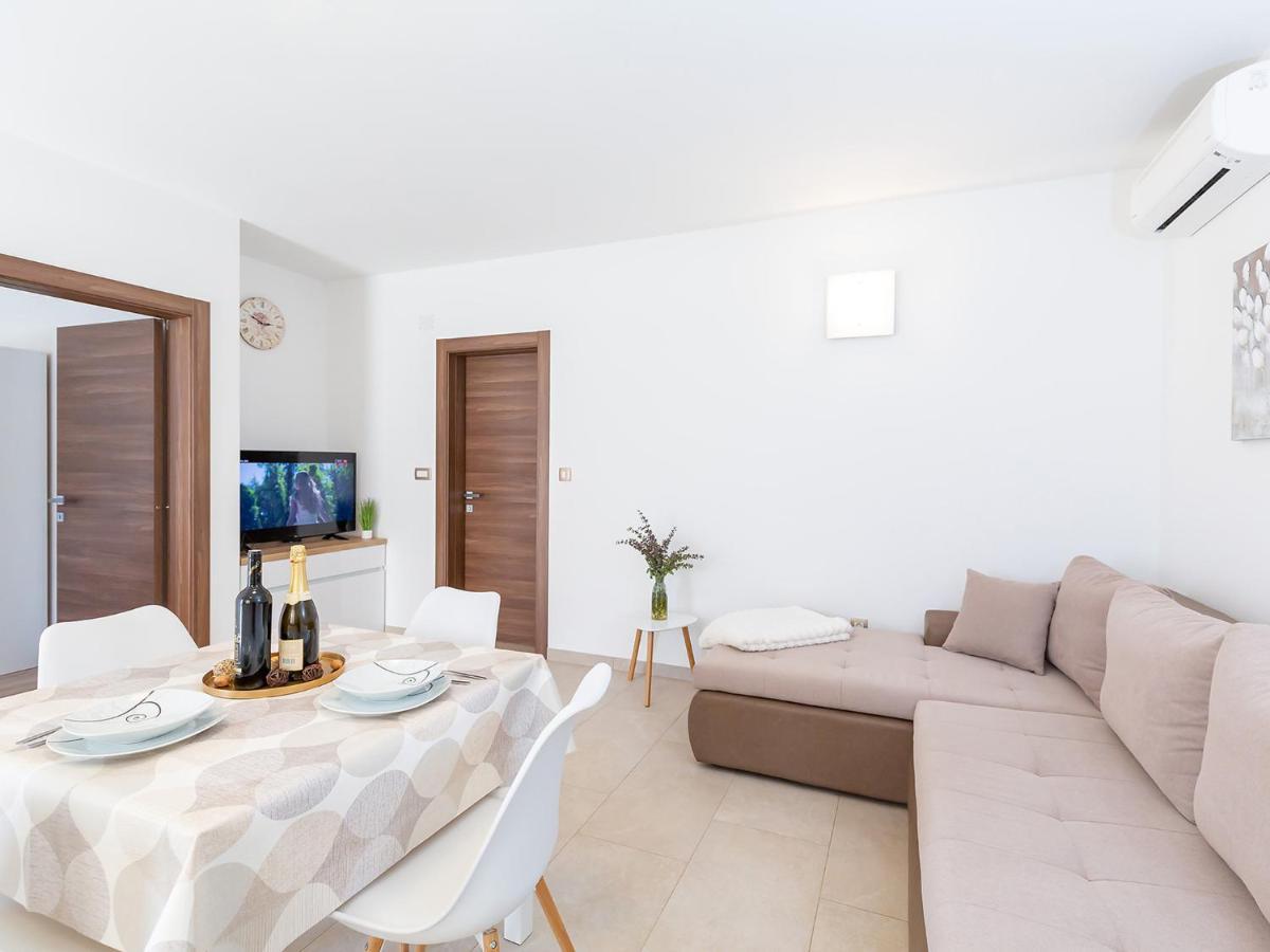 Villa Gioia Apartment With Terrace ポレッチ エクステリア 写真