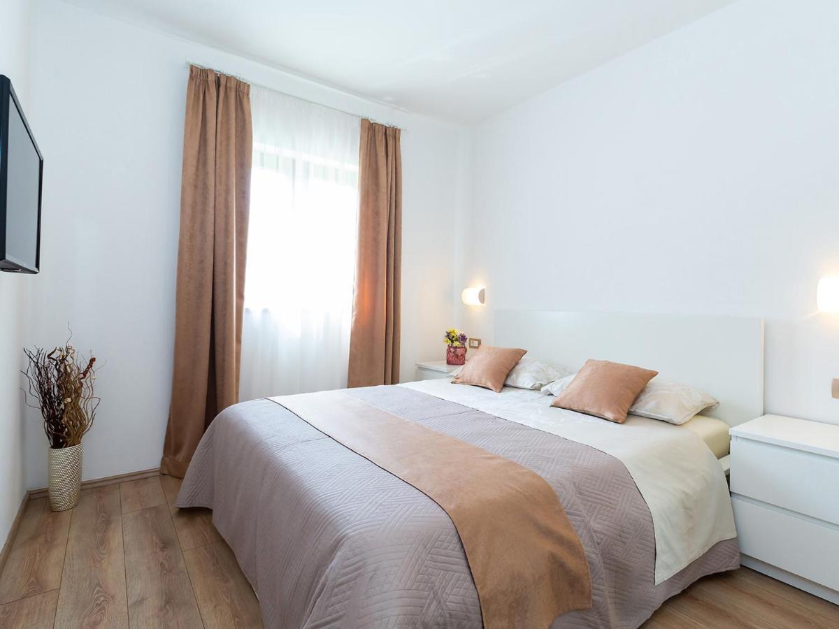Villa Gioia Apartment With Terrace ポレッチ エクステリア 写真