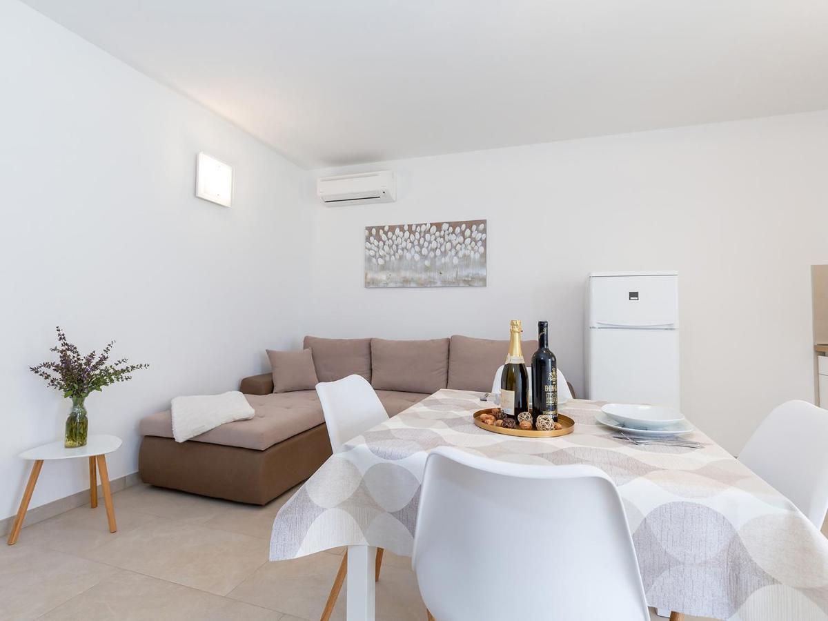 Villa Gioia Apartment With Terrace ポレッチ エクステリア 写真
